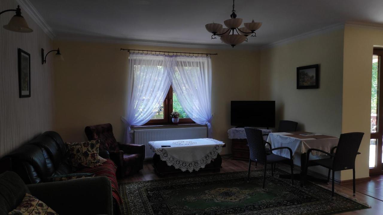 Lesna Przystan Apartment Strekowizna